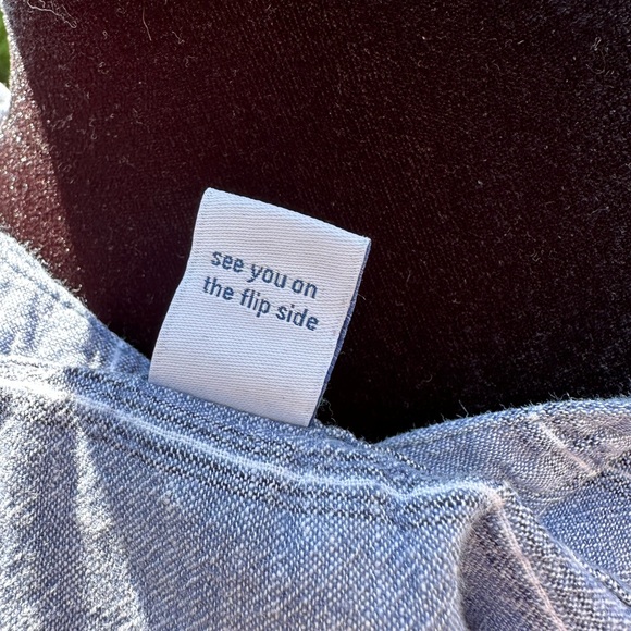 Flip Side washable linen flutter sleeve top - Picture 5 of 6